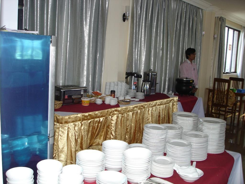 Royal Power Hotel Mandalay Exterior photo